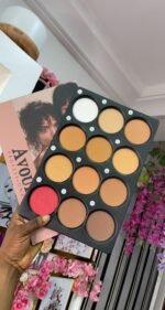 Avour 12 in 1 Powder Palette