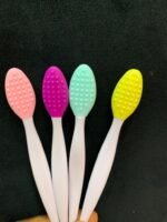 Silicone Lip Exfoliating Brush. - Image 2