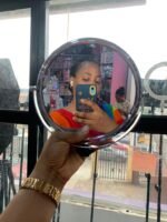 Magnifying Selfie Ringlight Mirror - Image 2