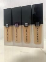 GIVENCHY PRISME LIBRE SKIN-CARING MATTE FOUNDATION - Image 2