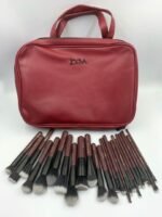Zoeva 18 in 1 Brush Set.